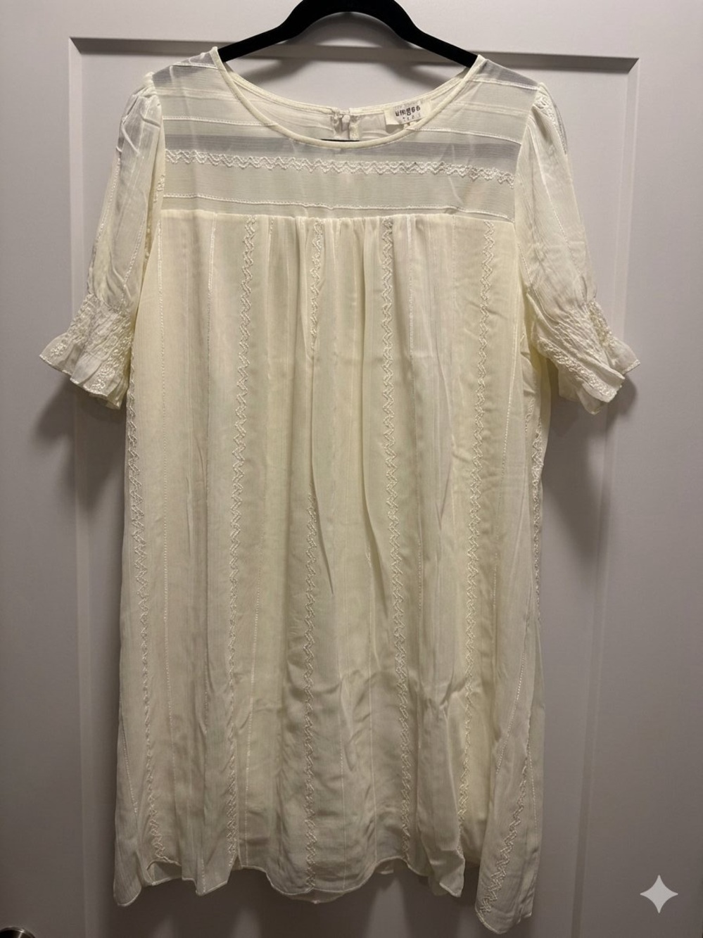 🆕 Beautiful Umgee Lined Cream Lace Mini Dress w Delicate Lace Detail. M. NWT!🔥🔥